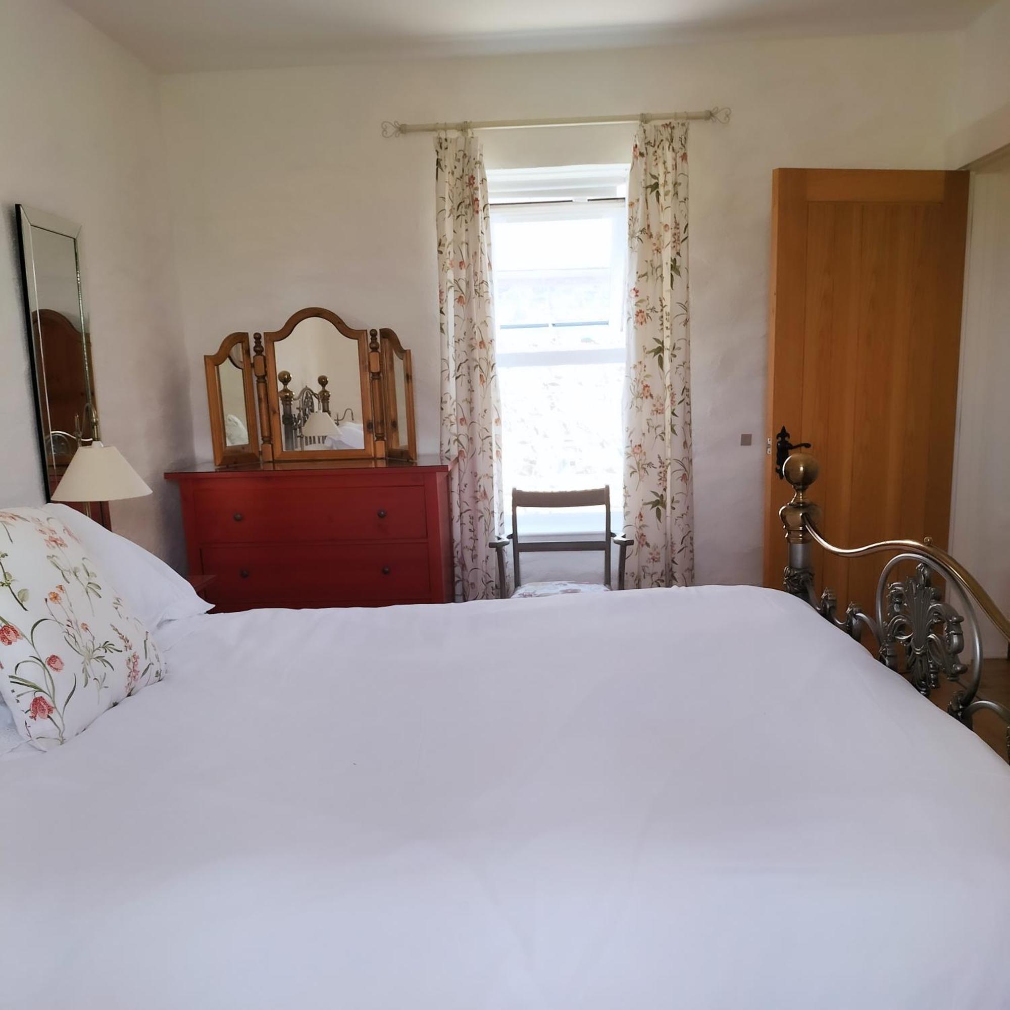 Ballymultimber Cottages - Mountain Views Near Beach 利马瓦迪 外观 照片